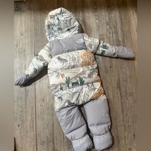 The North Face Infant Snowsuit with Forest Print wolves